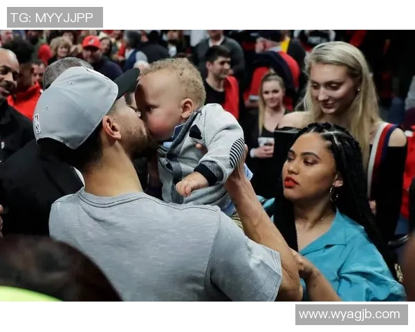 恭喜！库里官宣第四个孩子出生，迎来儿子，一家六口的幸福时刻